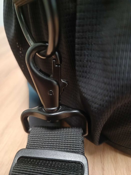 Чанта за фотоапарат Lowepro Nova 180 AW