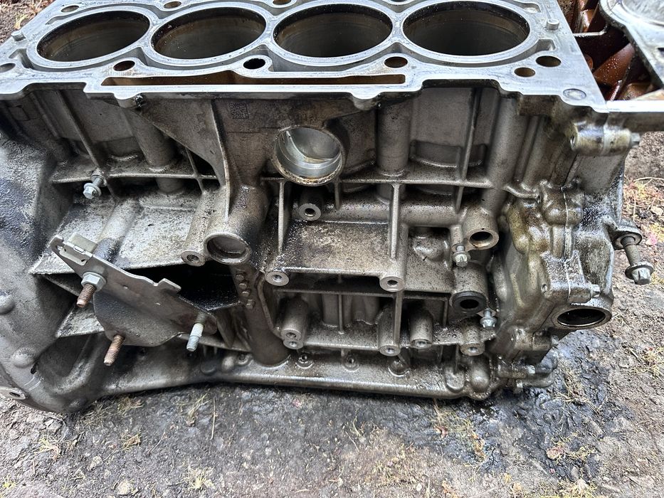 Двигател на части M274 Мерцедес 2 литра бензин