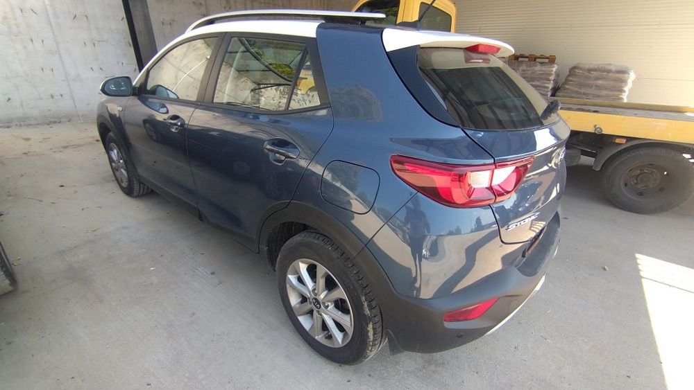 Киа Стоник  Kia Stonic