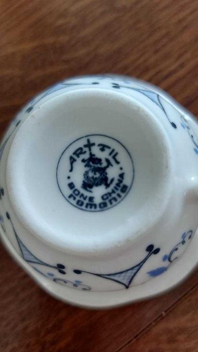 Set de doua cescute de cafea vitange superbe