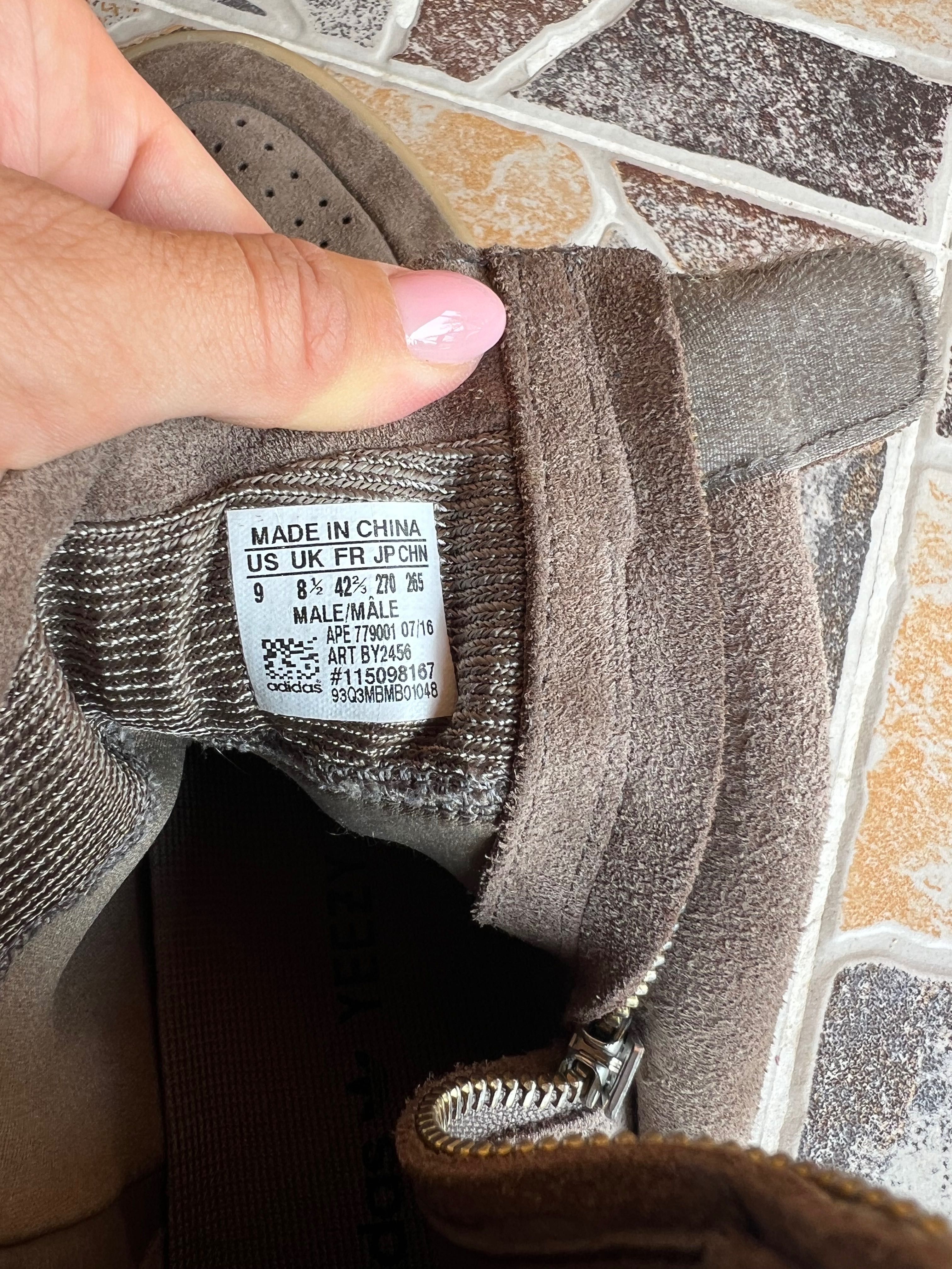 Маратонки Adidas Yeezy