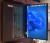 Se vinde XMG Core 17