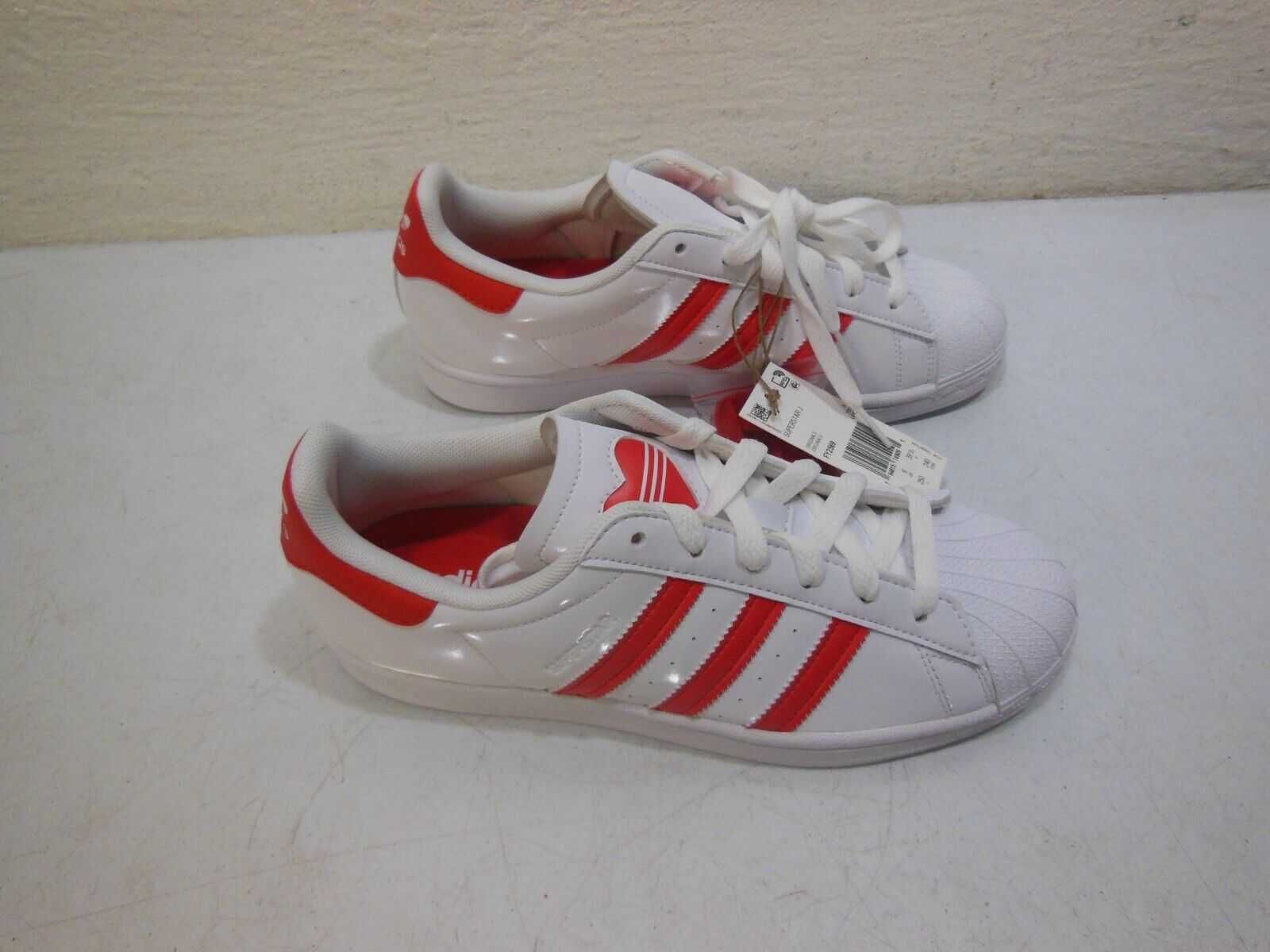 Оригинални Кецове * ADIDAS SUPERSTAR HEART * EU38