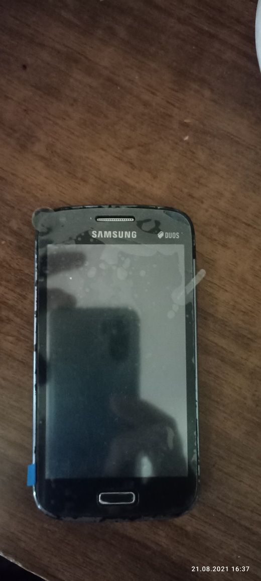 Samsung GT-I8262