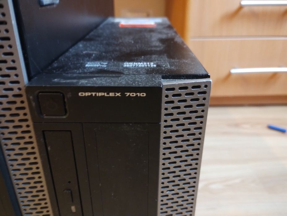 Vând pc office i3
