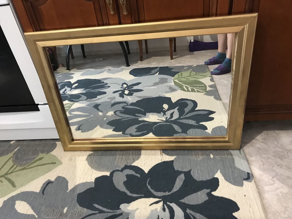 Продам зеркало настенное