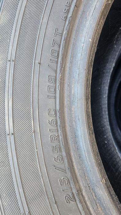 Anvelope iarna 215 65 R16C Falken