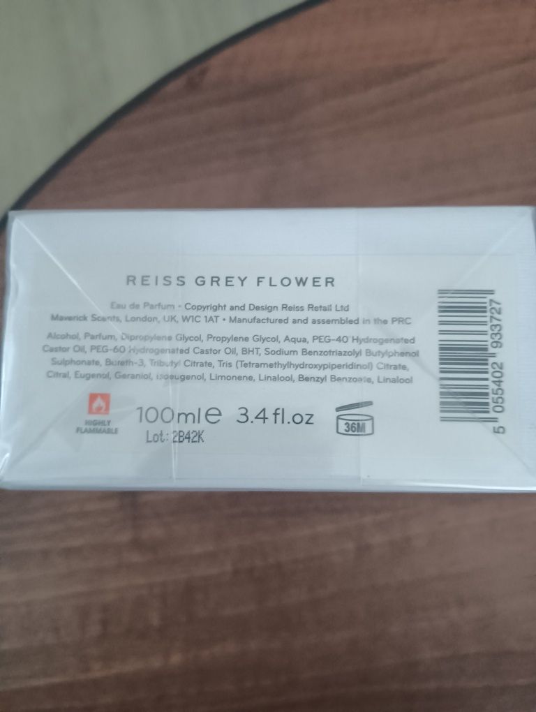 Reiss Grey Flower eau de parfum