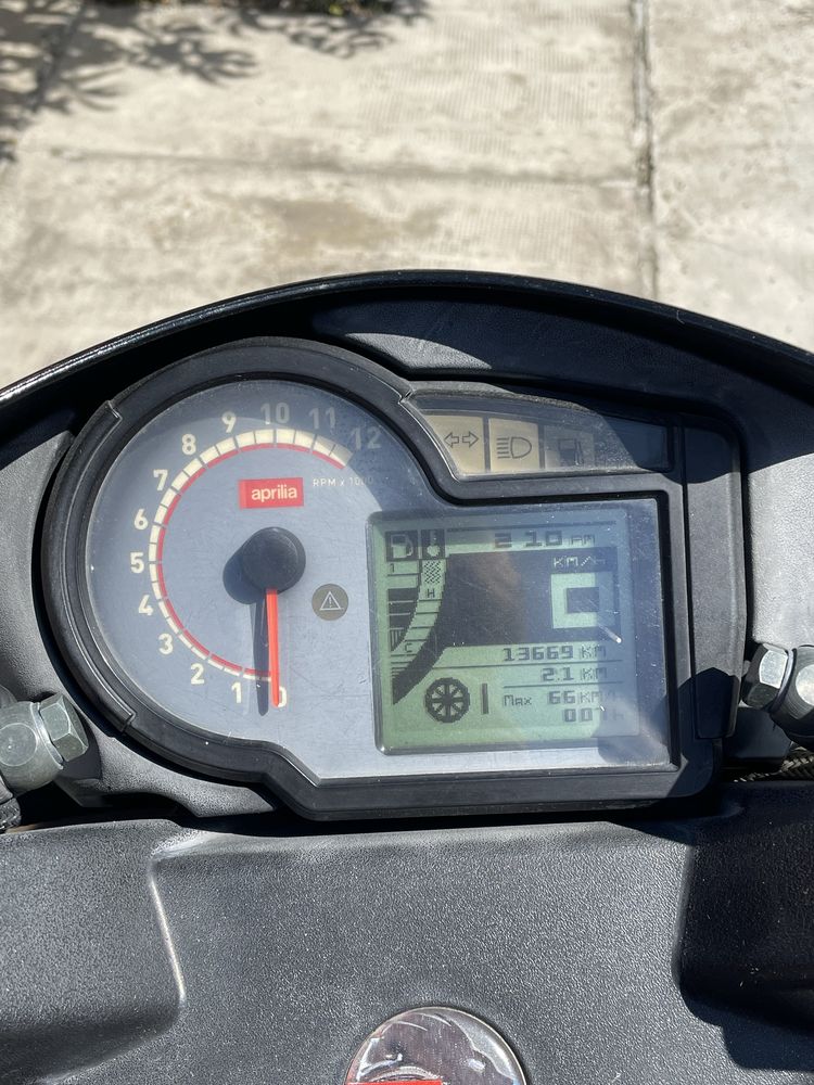 Aprilia SR 50 Factory 2012