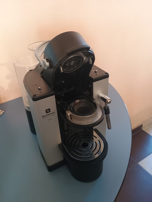 Продавам кафе машини nespreso.