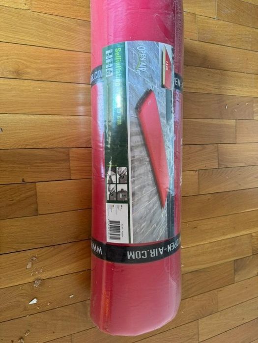 Чисто нова палатка и дюшек