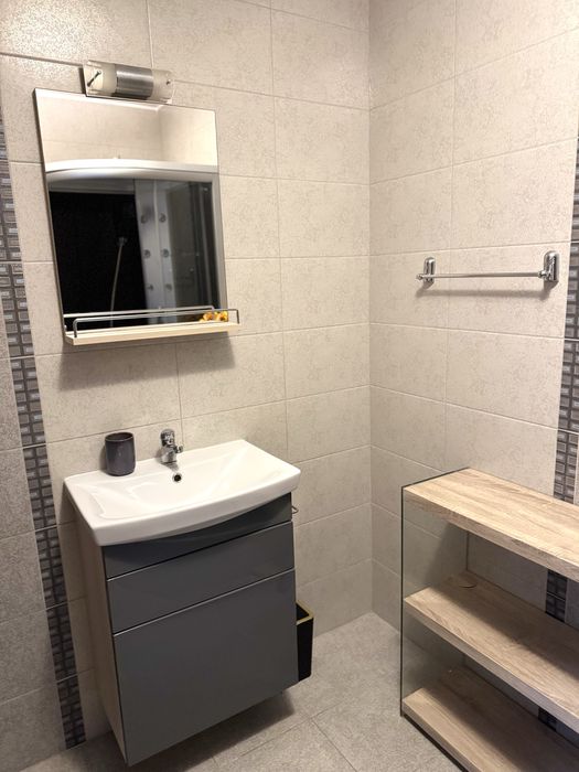 Apartament de închiriat - 3 camere, de la proprietar