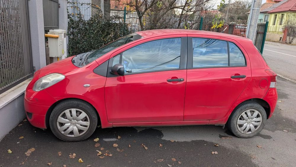 Toyota Yaris Singur proprietar, zgarieturi normale de utilizare