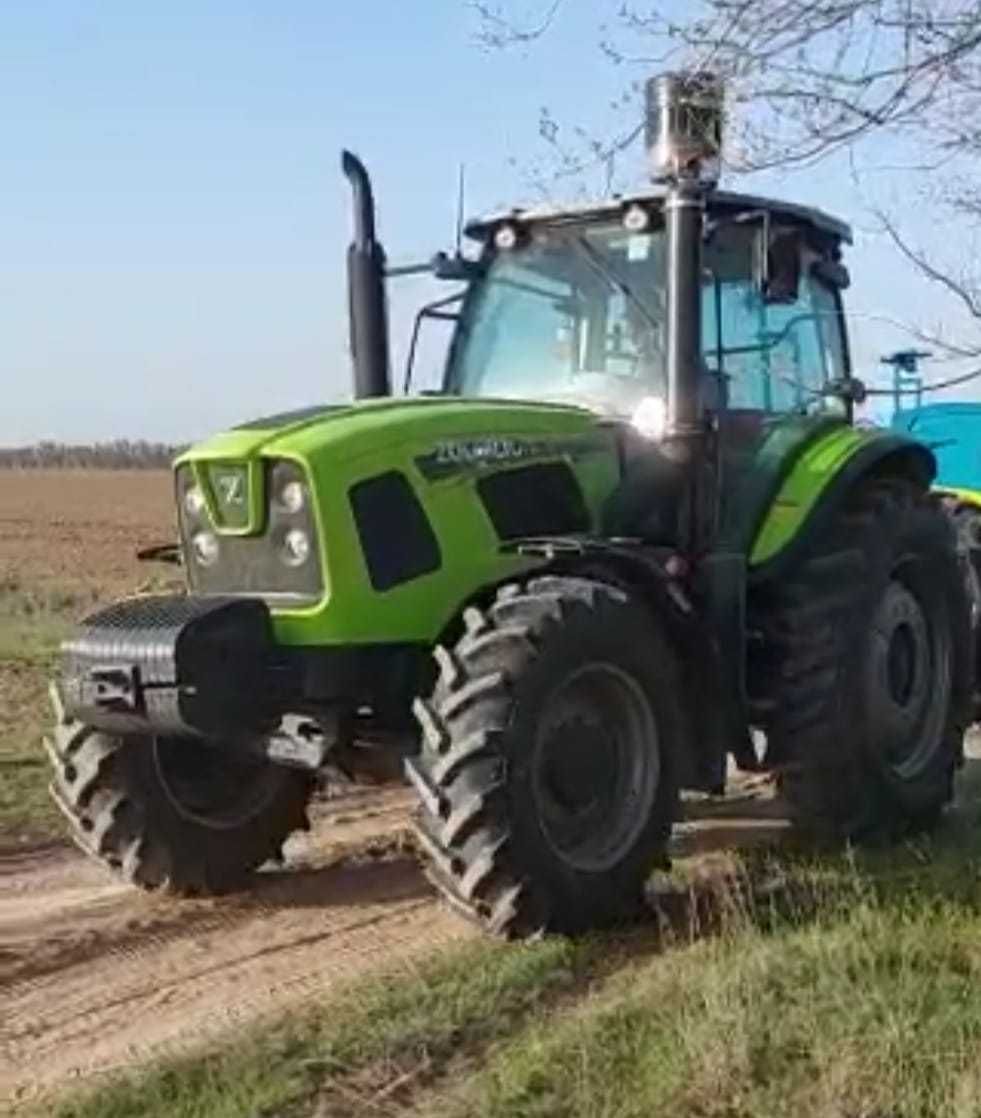 Трактор Zoomilion RS1304.