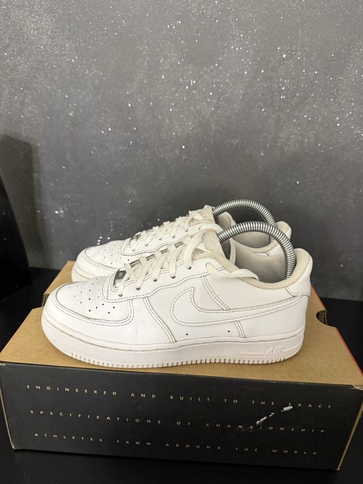 Nike Air Force 1 07’ Triple White