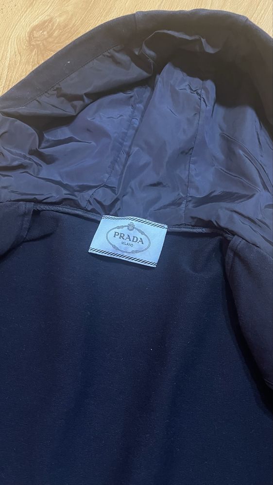 Prada връхна дреха