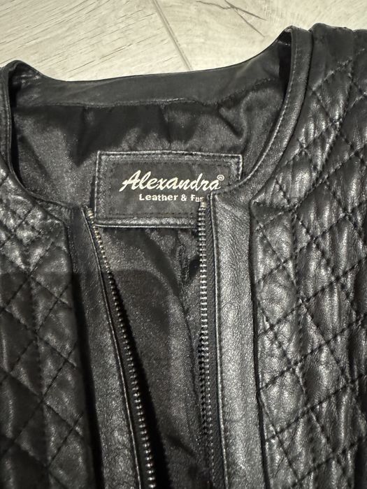 Кожанная куртка стеганныя