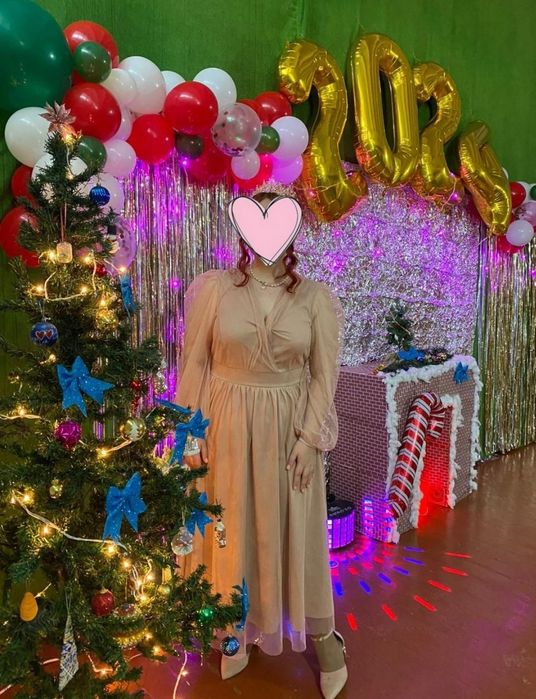 Вечернее платье в отличном состоянии.