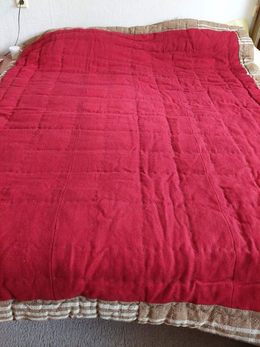 Вълнен юрган - 100% вълна