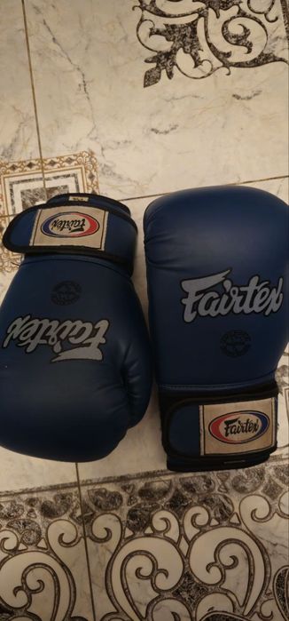 Fairtex berchatka xolati zor razmer 8 oz