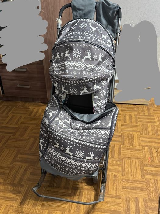 Продам детскую коляску - санки