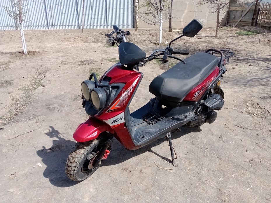 Скутер Ай-Ли Бумер