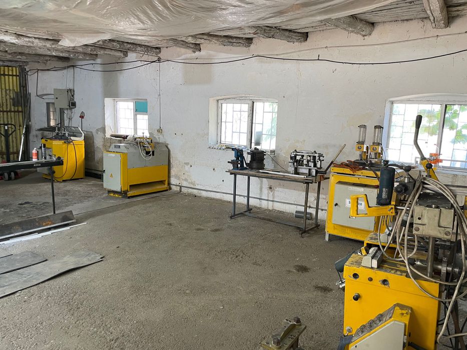 Vand linie utilaje tâmplărie PVC si aluminiu