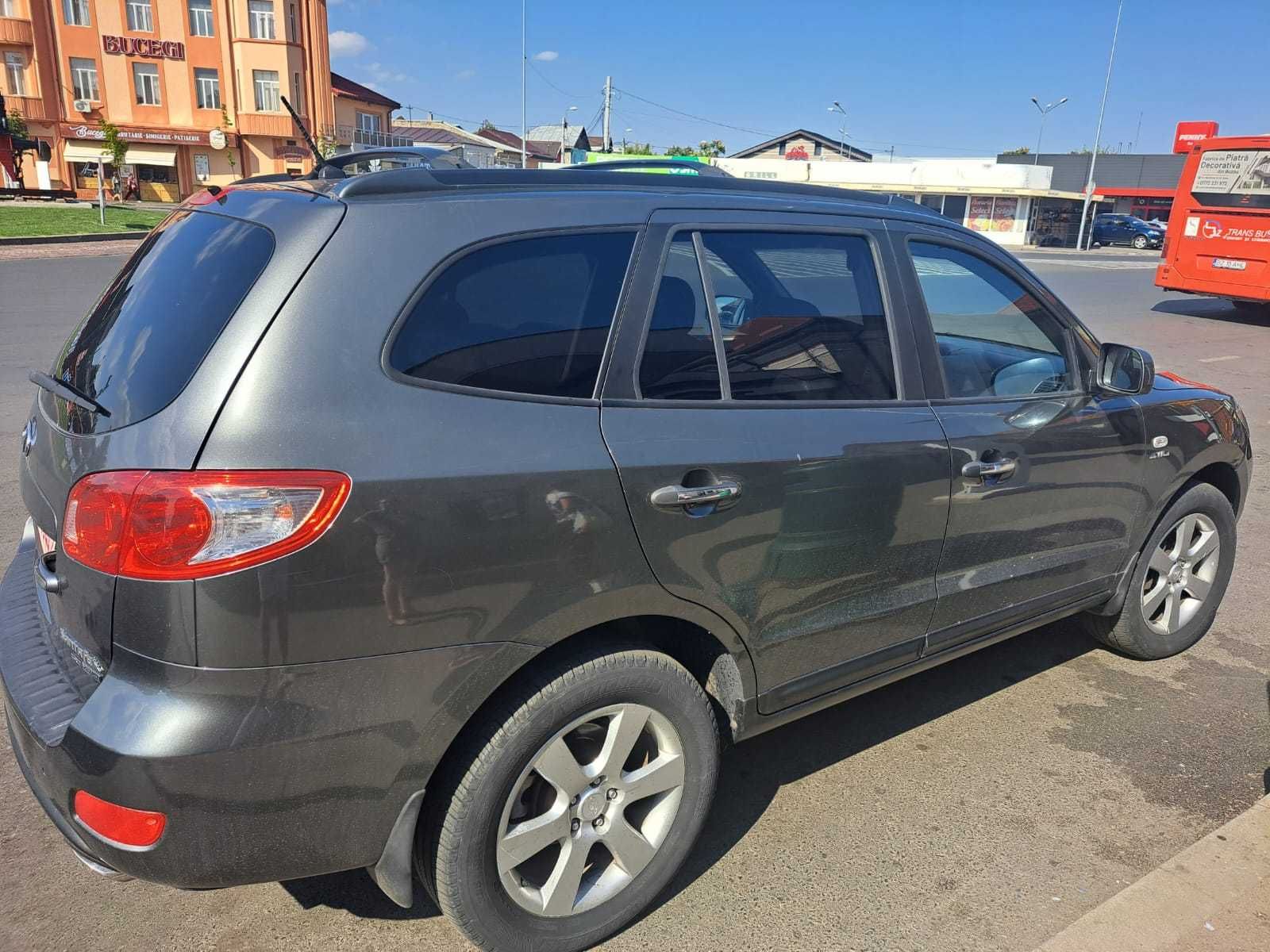 Vand Hyundai Santa Fe an 2008 motor 2.2 Diesel