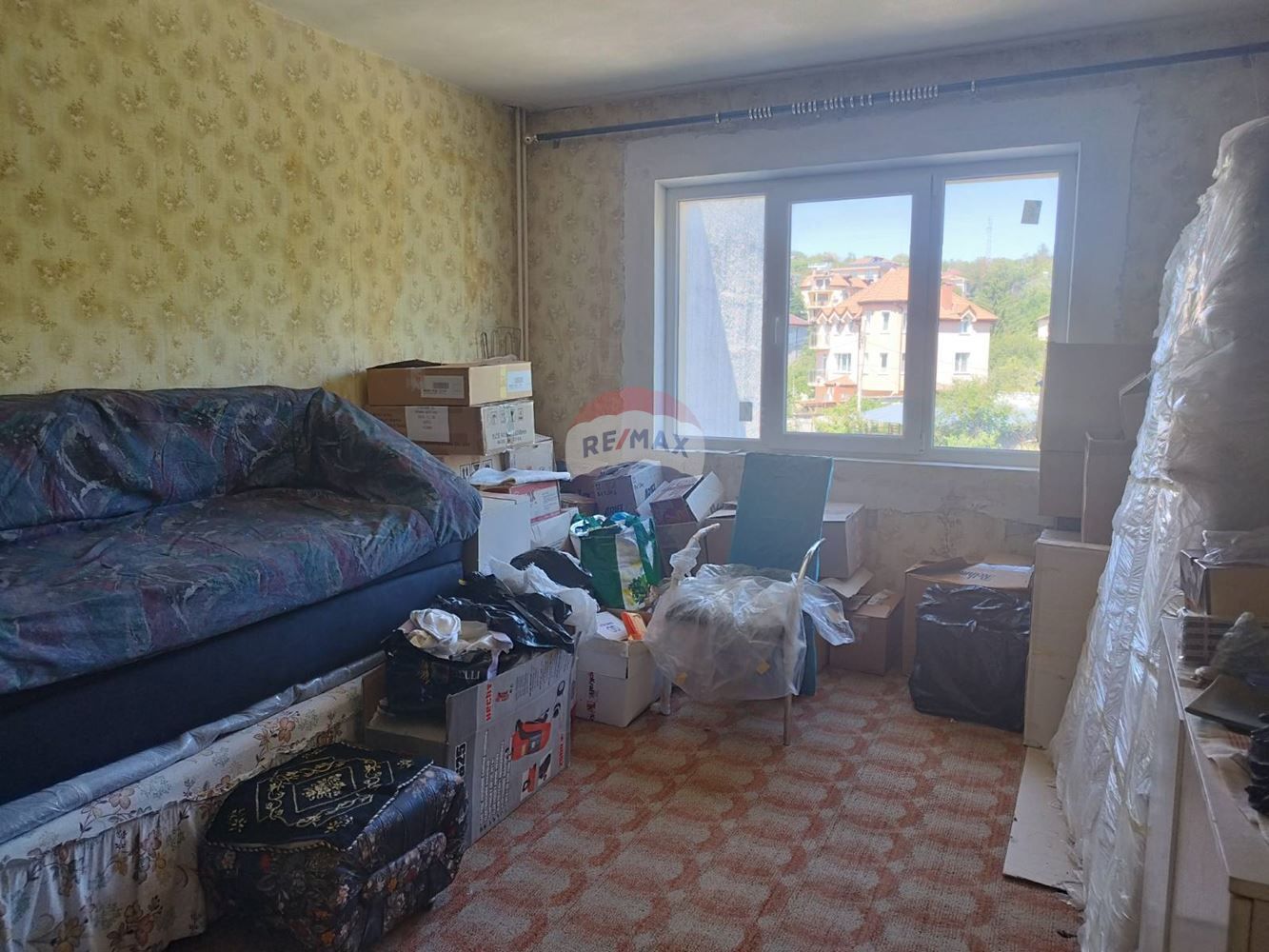 Двустаен апартамент,кв.Възраждане 4,гр.Варна ТЕ