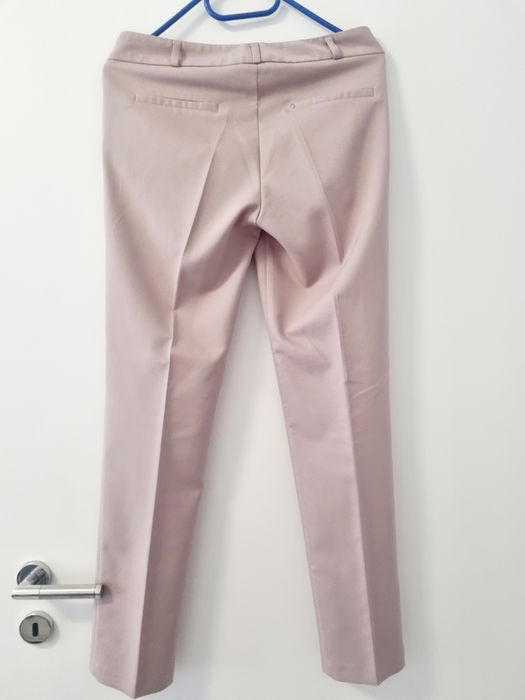 Pantaloni mărimea 38