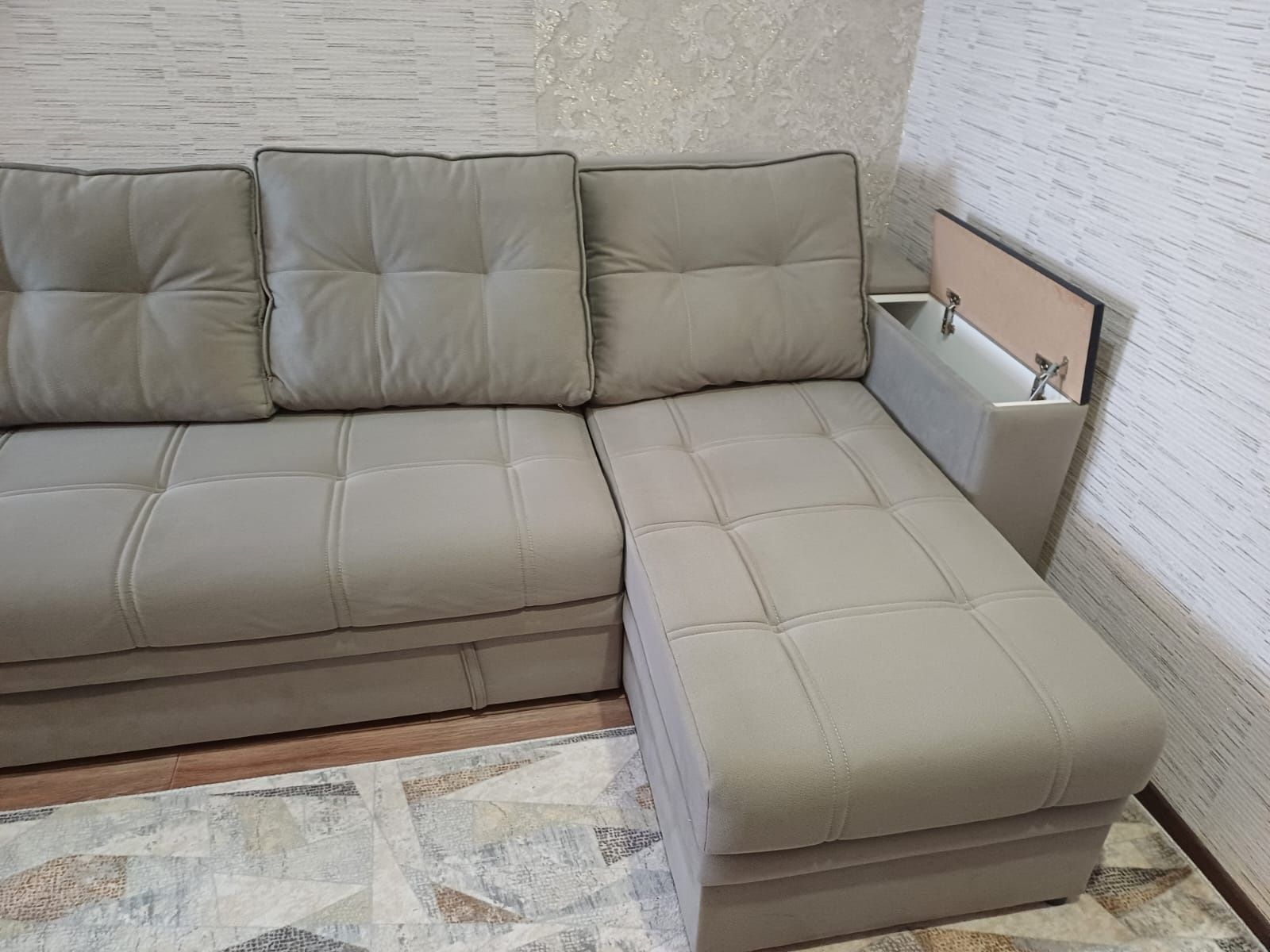 Продается угловой диван