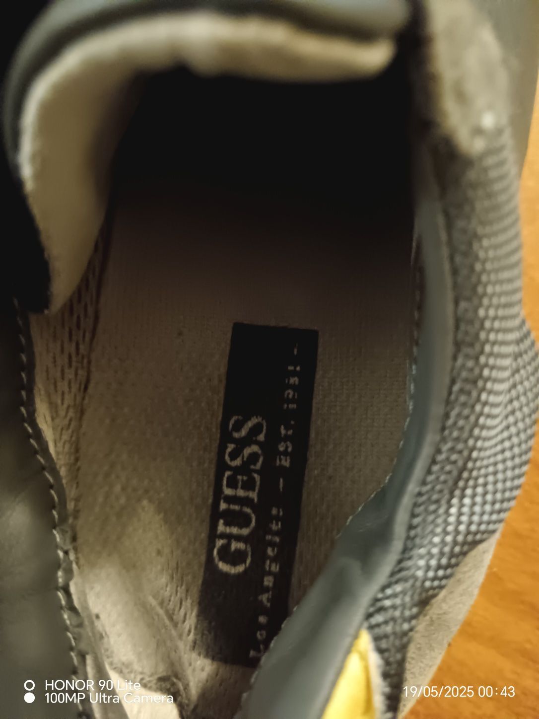 Мъжки маратонки Guess 41