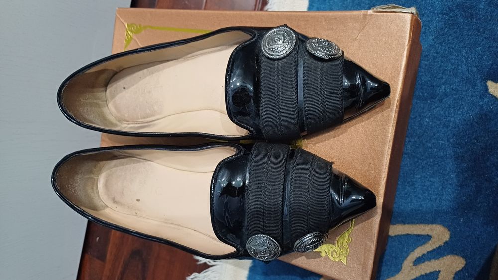 Туфли лаковые фирма Poletto