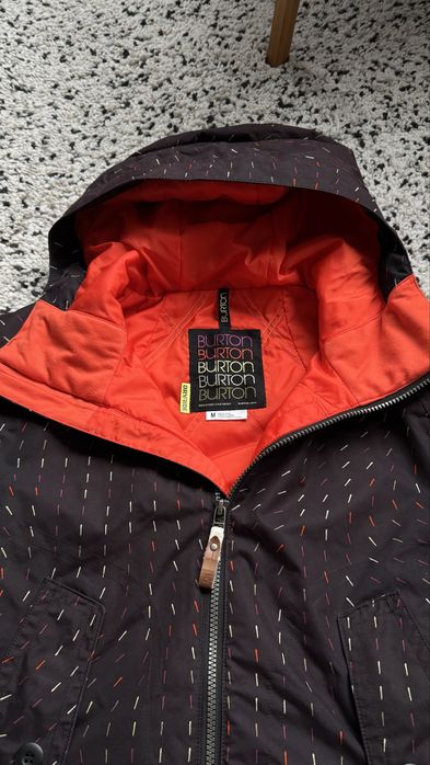 Дамско сноуборд яке Burton размер М