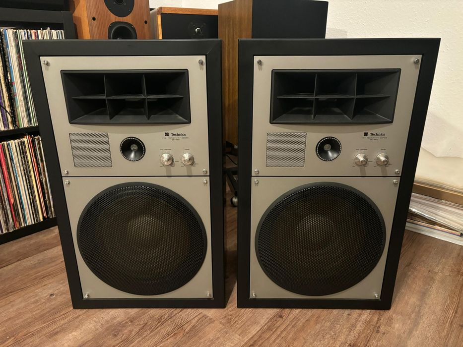 Boxe technics SB  660 si SHOGUN in stare deosebita