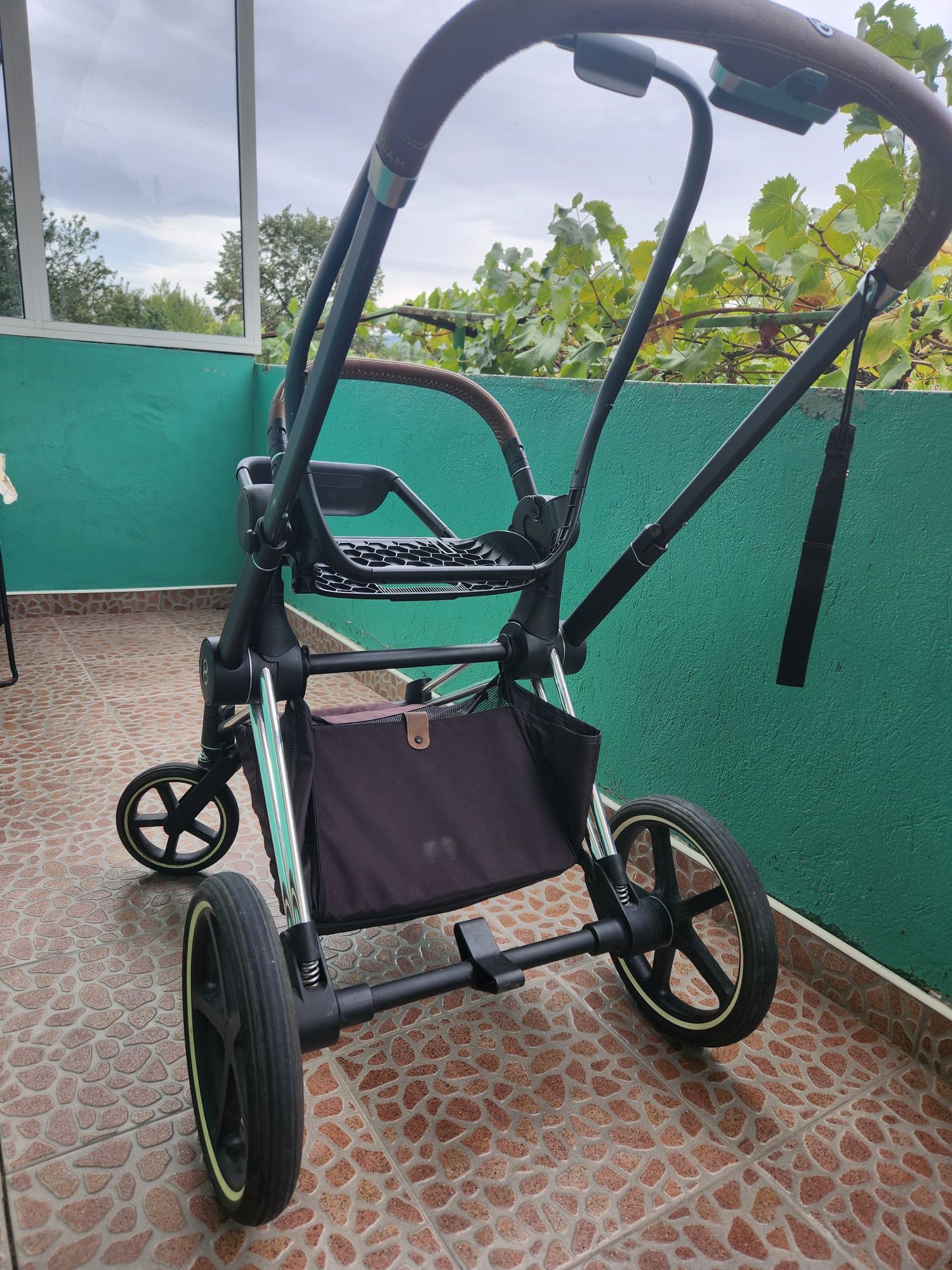 Шаси за количка Cybex Priam Rebellious + седалка