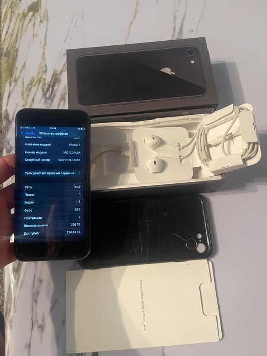 Айфон 8 IPhone 8