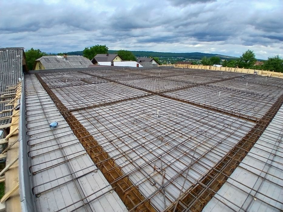 Executăm tot felul de construcții case  de la zero și la roșu consolid