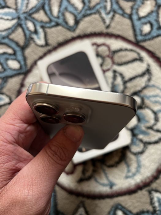 iPhone 16 Pro 256GB Natural Titanium 790$
