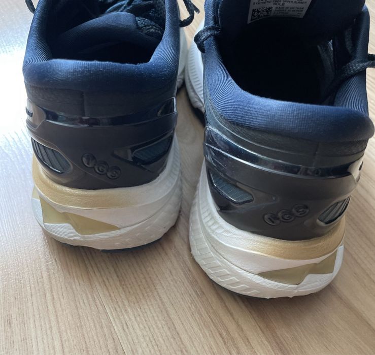 Asics GEL-Kayano 27 women/дамски спортни обувки/маратонки 39