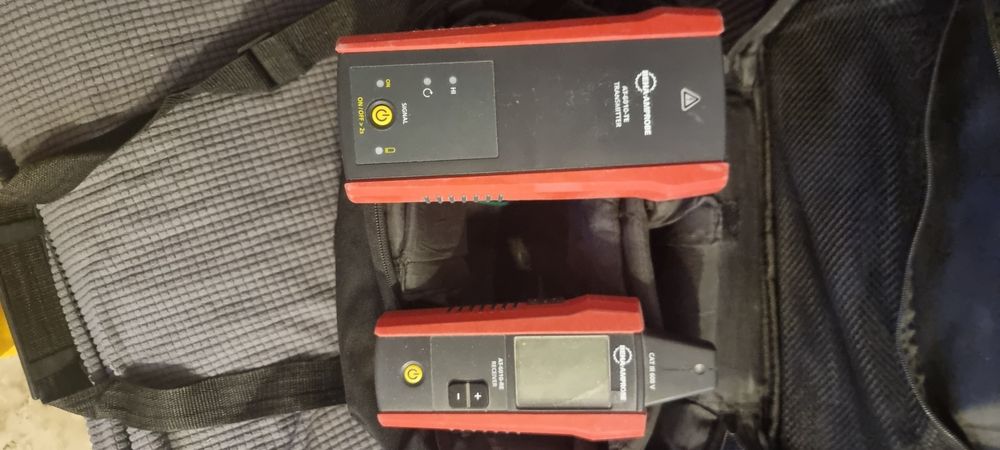 Detector metale, tensiune AT-6010 EUR BEHA-AMPROBE fara contact
AT-601