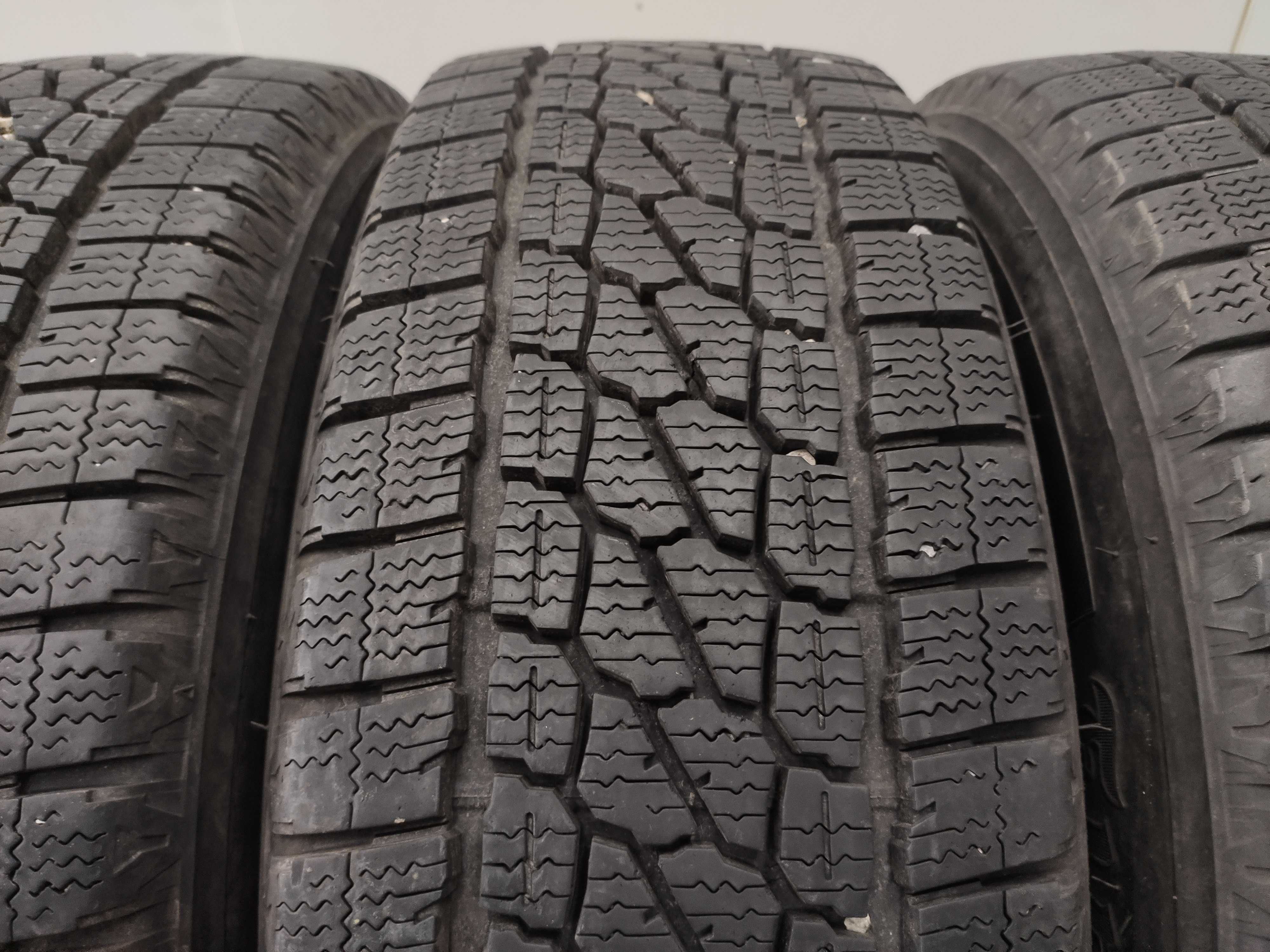 4бр Зимни Гуми 215 65 16 С - Firestone - DOT 2022