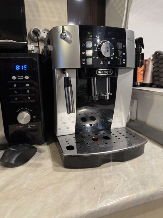 Espressor De'Longhi Magnifica S Smart ECAM250.23.SB
