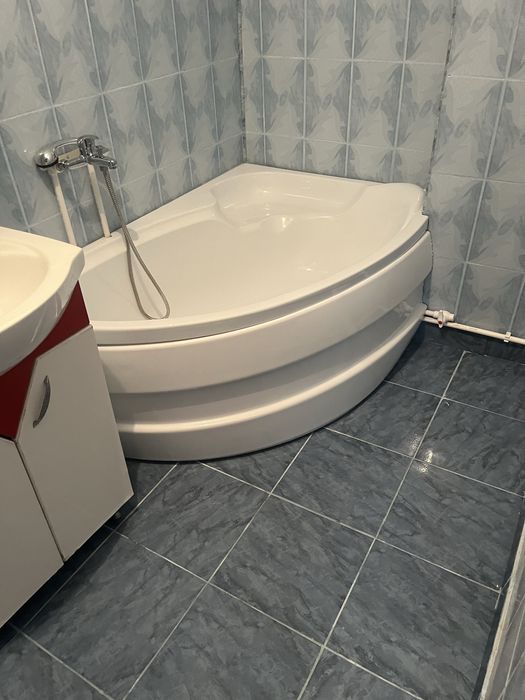 Vand ap etaj 1 zona cuvioasa paraschiva