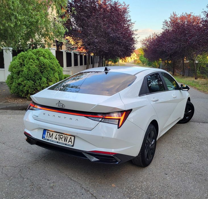 Hyundai Elantra 2022 FULL Dotari unic proprietar istoric reprezentanta