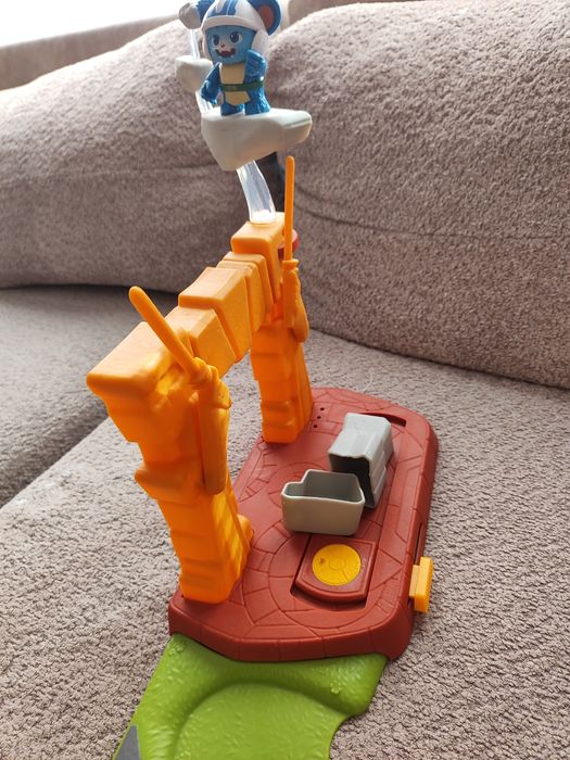 Стар Уърс Малките Джедаи Hasbro Star Wars Young Jedi Adventure Храмът