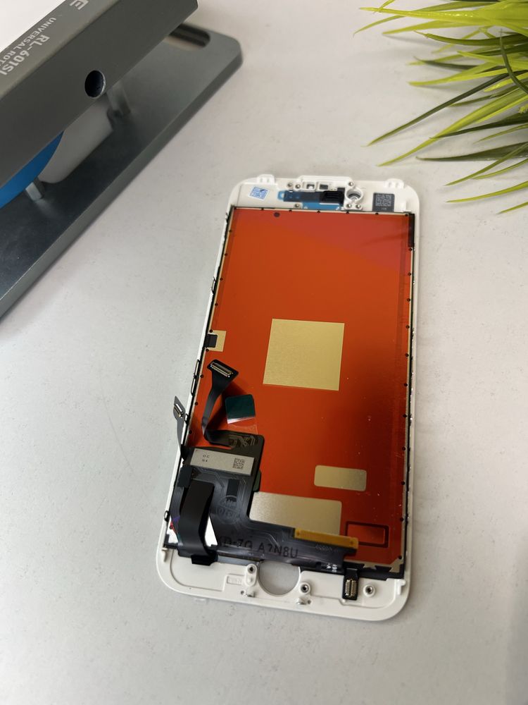 Дисплей OEM за iPhone 7 12 месеца гаранция!