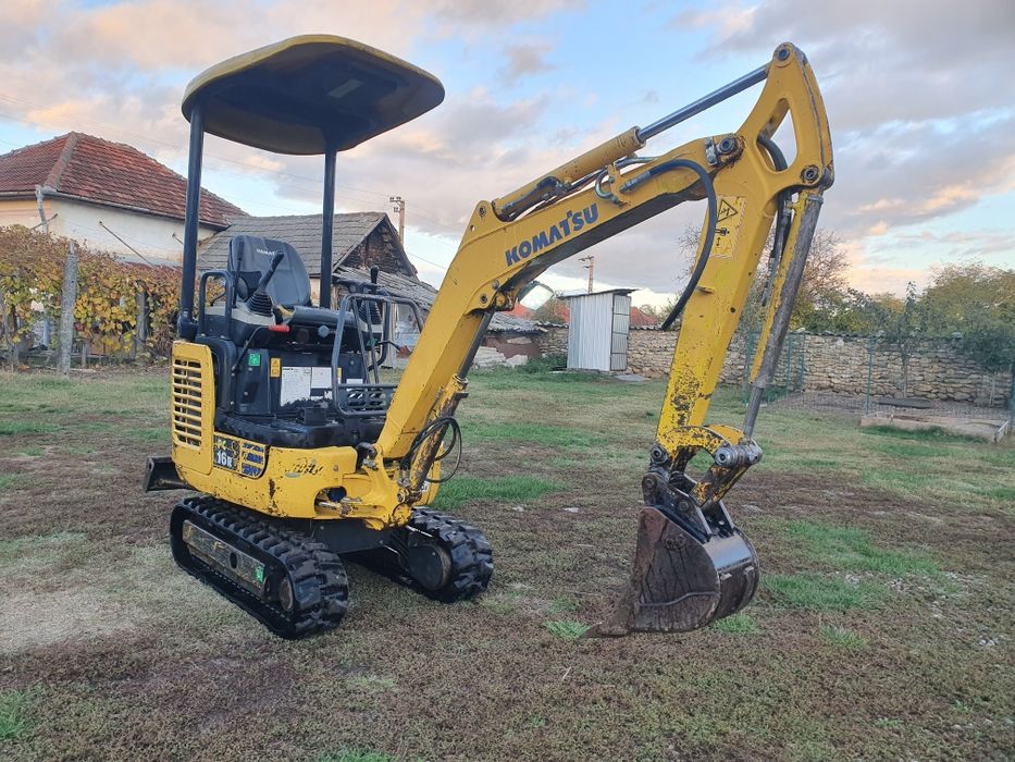 Excavator Komatsu PC 16 R 2006