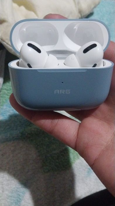 Продам беспроводные наушники