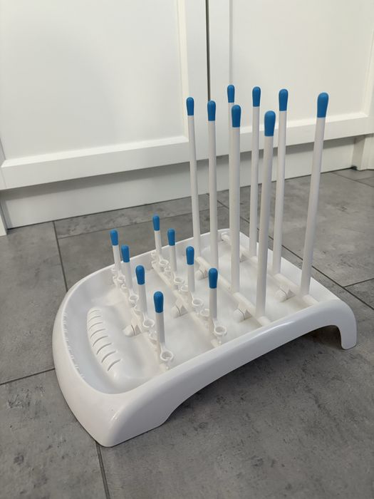 Suport pentru uscarea biberoanelor si acceoriilor